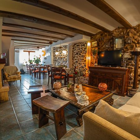 Hotel Rural La Aldea Encantada Quintanilla del Monte de Rioja Exterior photo